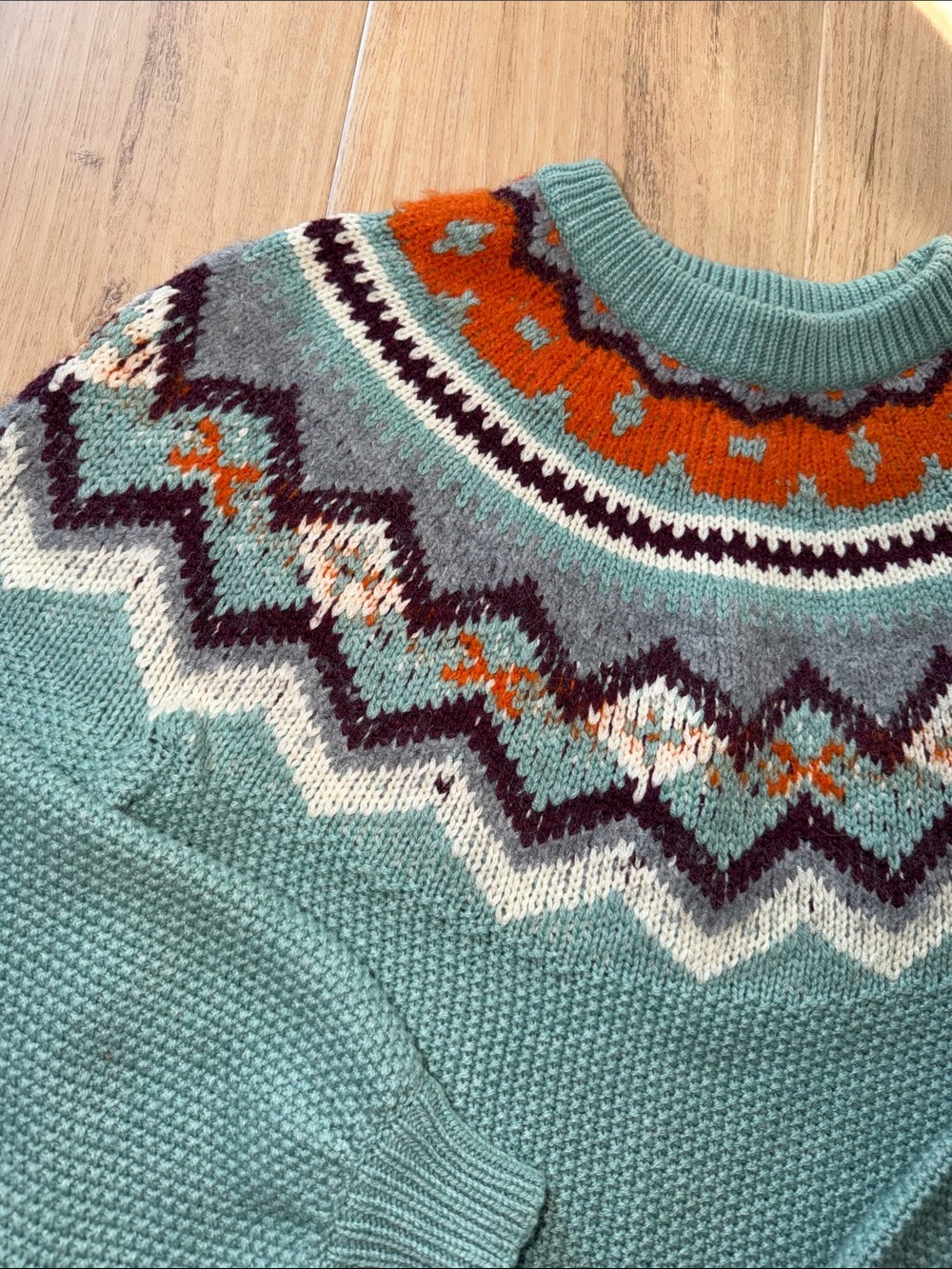J Crew  Size medium Zigzag Fair Isle Sweater Blue Aqua Warm Ivory crewneck - Picture 4 of 7